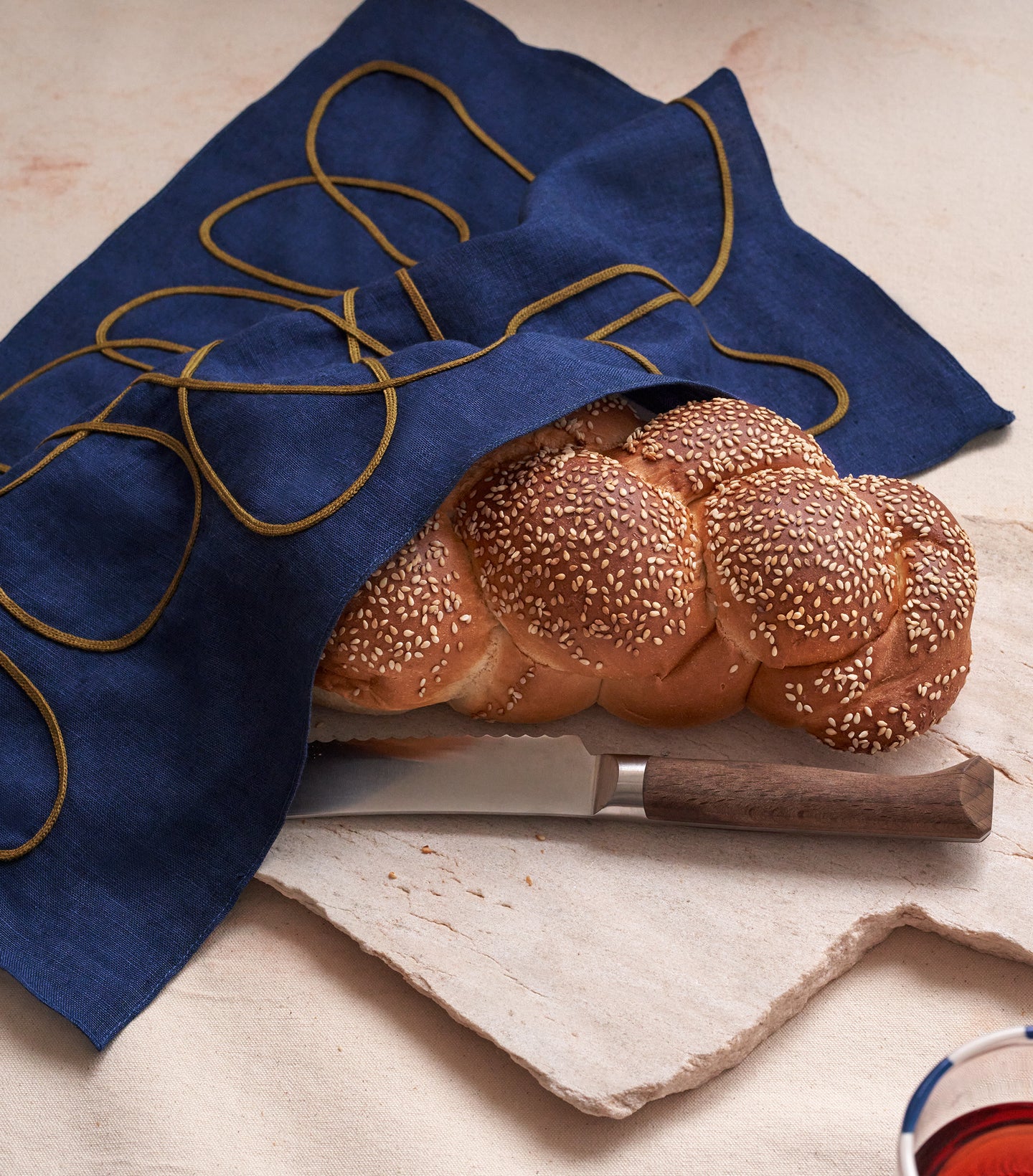 Load image into Gallery viewer, Challah Cover Via Maris
